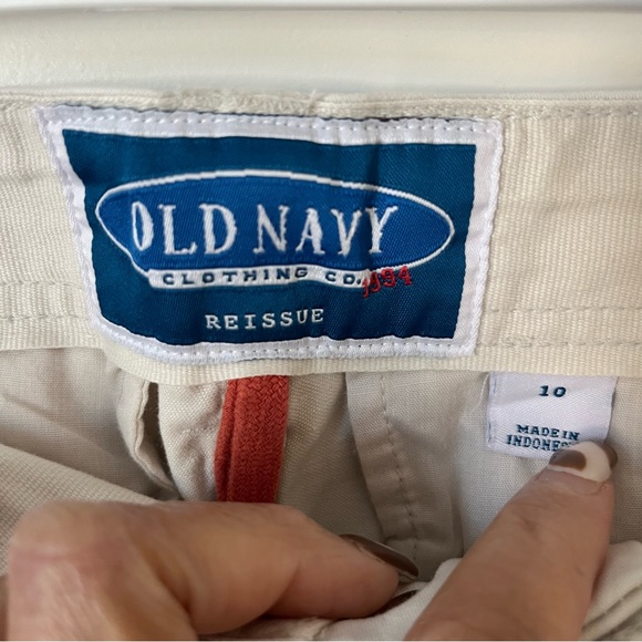 NWT Old Navy Women's “Silver Grey” Cargo Pants - 10 - Picture 2 of 12